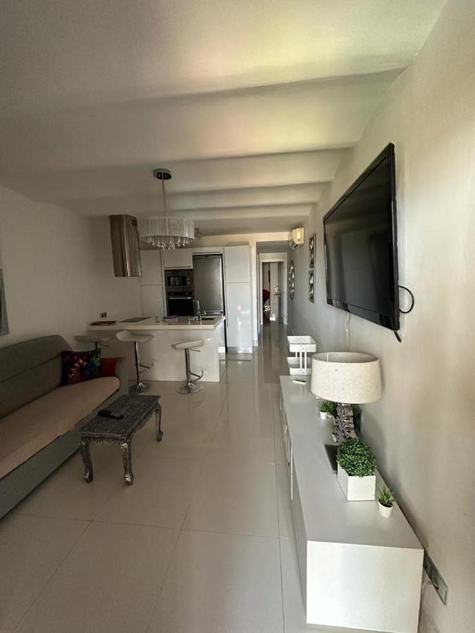 شقة Sun Club Playa Del Aguila By La Piedra Viva San Bartolomé المظهر الخارجي الصورة